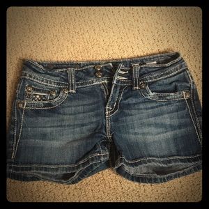 Miss me Shorts size 26 💙